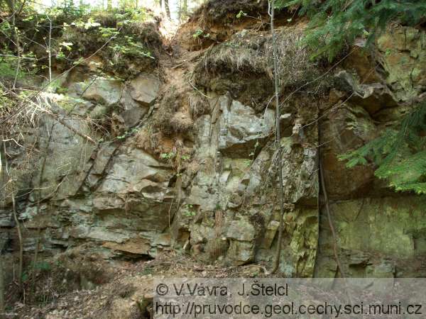 Liov - zbytky lomovch stn v granulitu