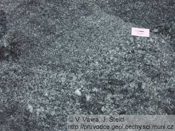 Prosetín - přechody mezi různými typy granodioritů