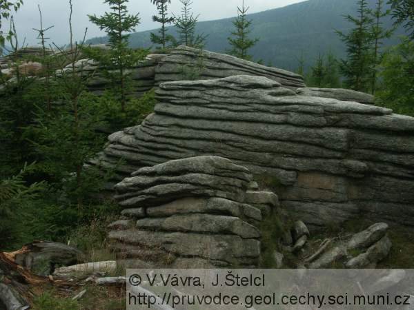 Pevnost - morfologicky nápadné výchozy granitů