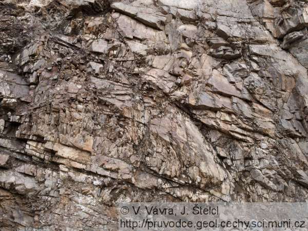 Žumberk - tektonické postižení granitů železnohorského plutonu